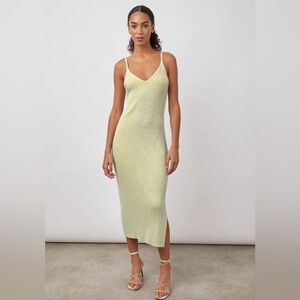Elegant Green Ribbed Knit Dress